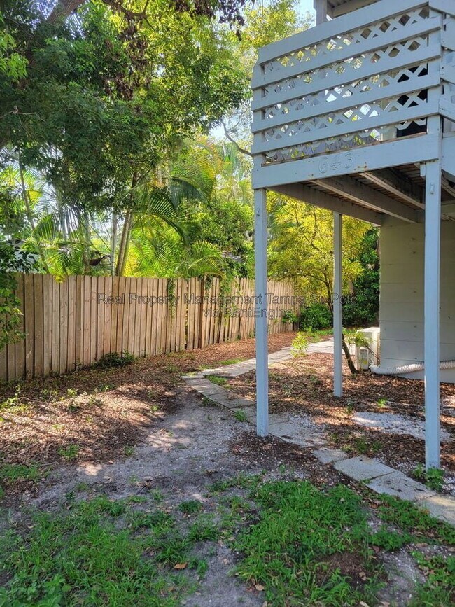 Building Photo - 643 Wisteria Ct