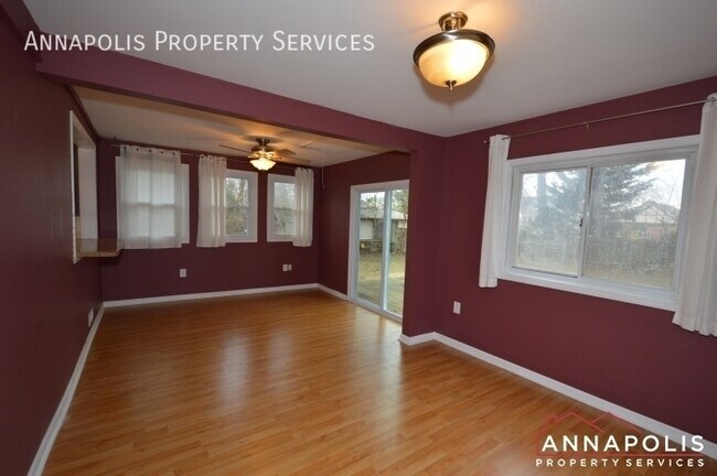 Building Photo - 1066 broadview drive
