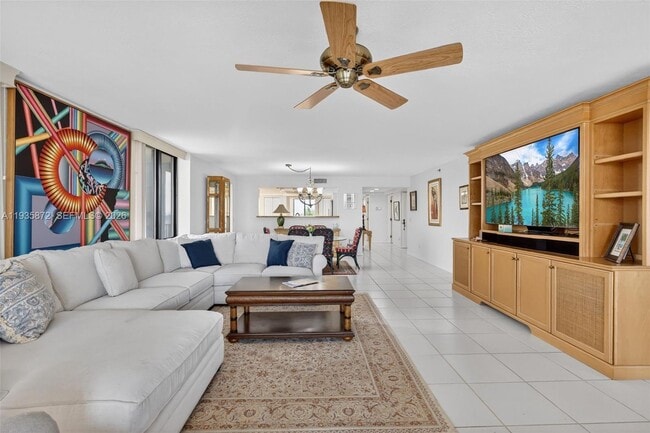 Building Photo - 4000 N Hwy A1A