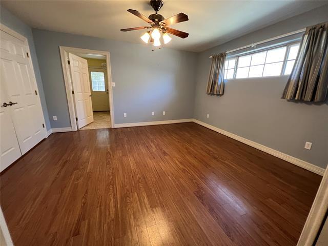 Building Photo - 1825 Glenway Dr