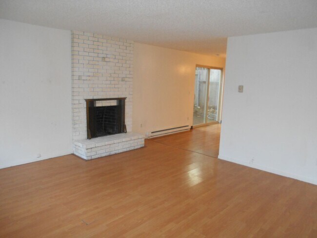 Building Photo - DEV11 - Devita, James - 240902