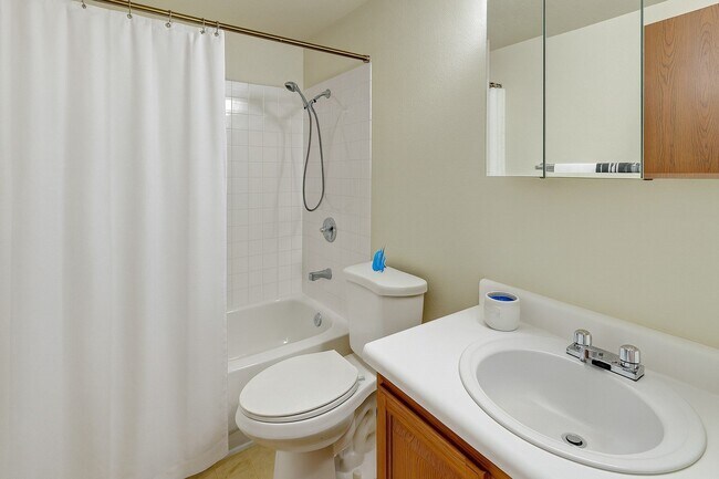 Building Photo - Ptarmigan Meadows