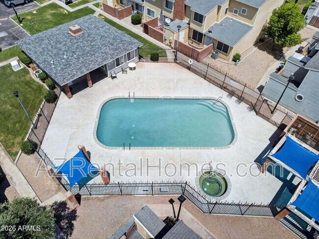Building Photo - 6308 S 69th Glen