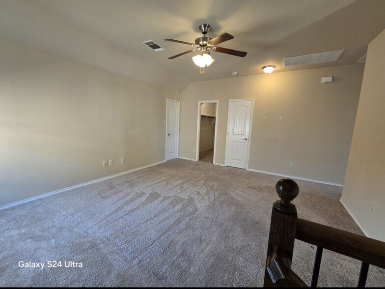 Building Photo - 9921 Prairie Dog Ln
