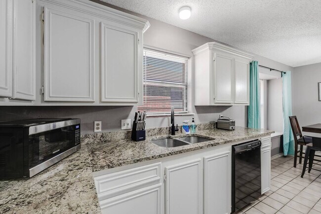 Building Photo - 7326 Winding Star Dr