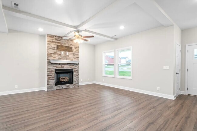 Building Photo - 2417 Bucklin Dr