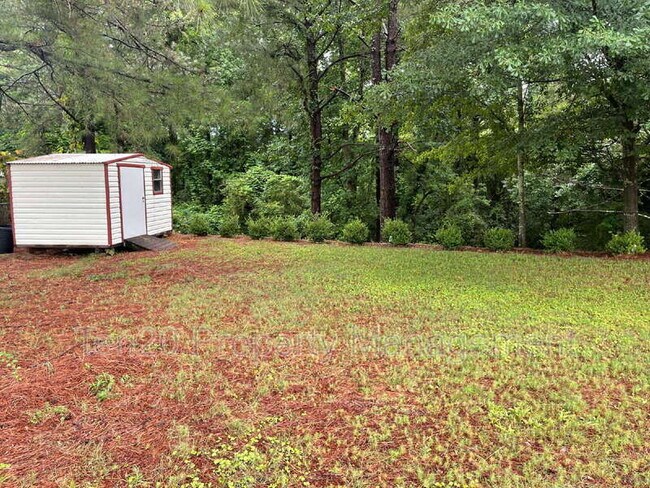 Building Photo - 2234 Birchwood Dr