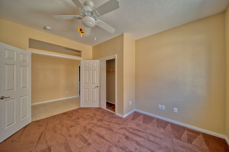Building Photo - 1121 Bourbon St