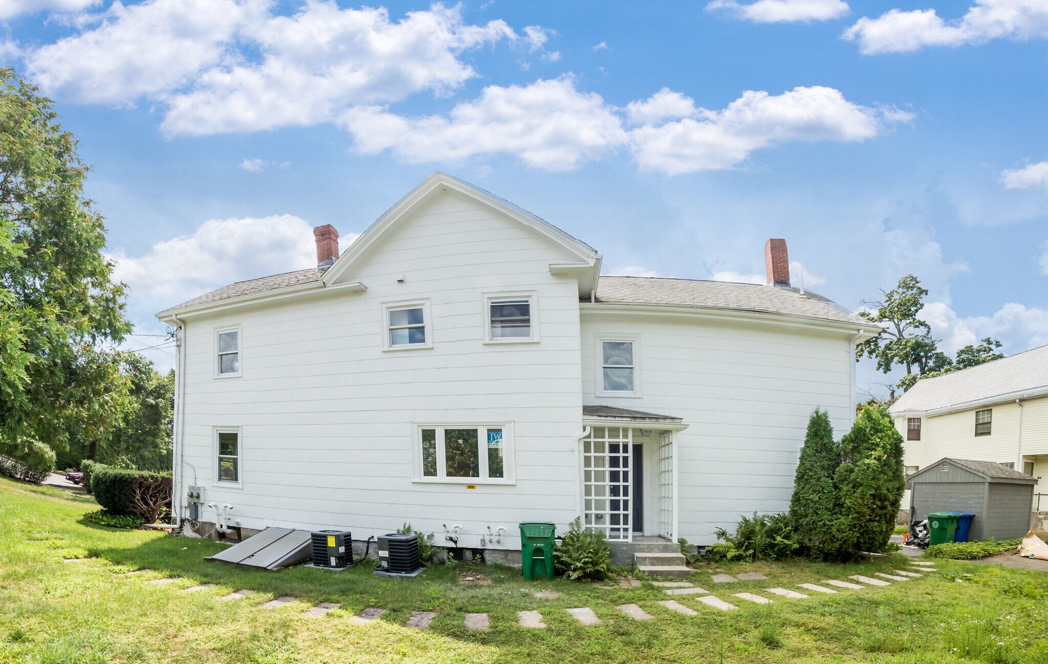 Building Photo - 92 Clinton Place Unit #2