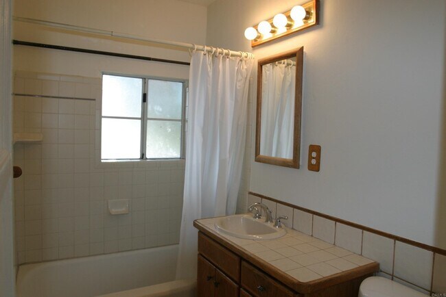 Bathroom - 5901 Vale Way