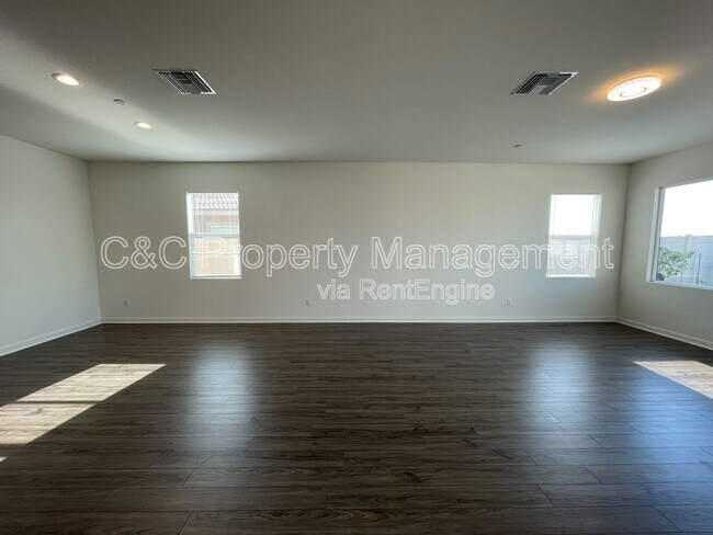 Building Photo - 28432 Abbey Ln