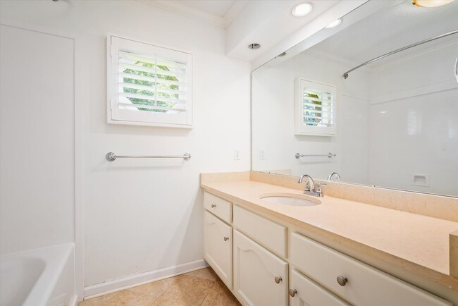 Building Photo - BEAUTIFUL QUAIL CREEK ESTATES OF FAIRHOPE