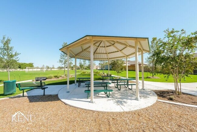 Building Photo - Coming Soon!