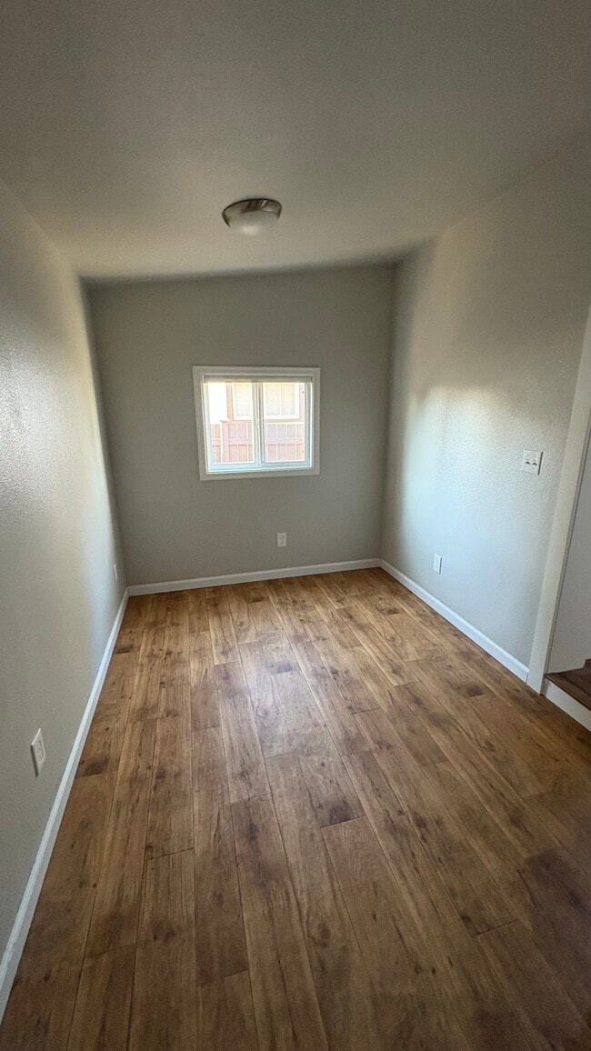 Building Photo - 1956 Lowell Ave