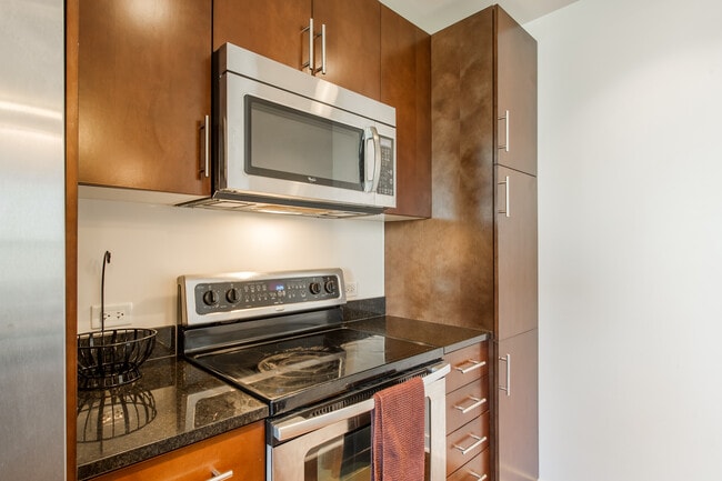 Building Photo - 891 14th St