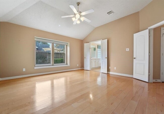 Building Photo - 12119 Ember Isles Ln