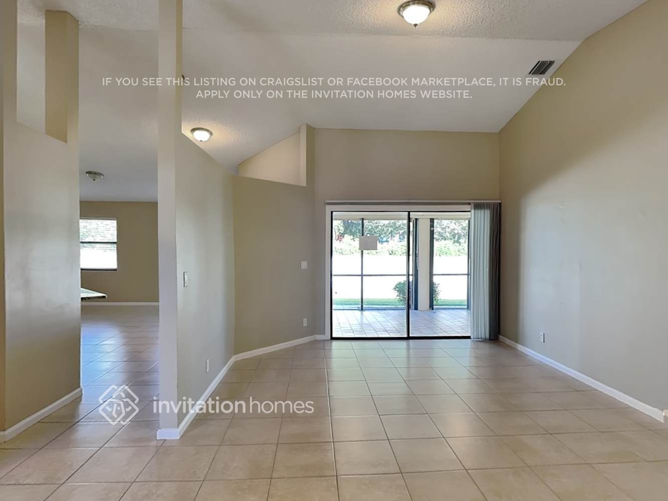 Building Photo - 102 Royal Ct