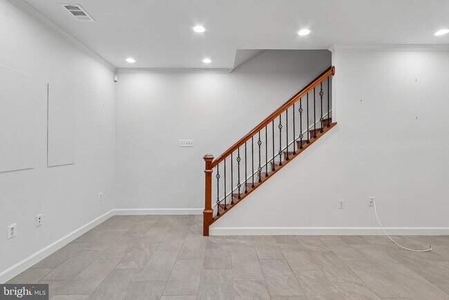 Building Photo - 519 Brummel Ct NW