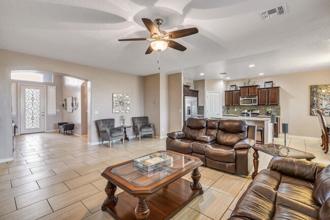 Building Photo - 14713 Rockbridge