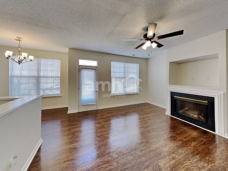 Building Photo - 14842 Jerpoint Abby Dr