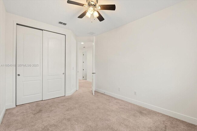 Building Photo - 9829 Winnington St