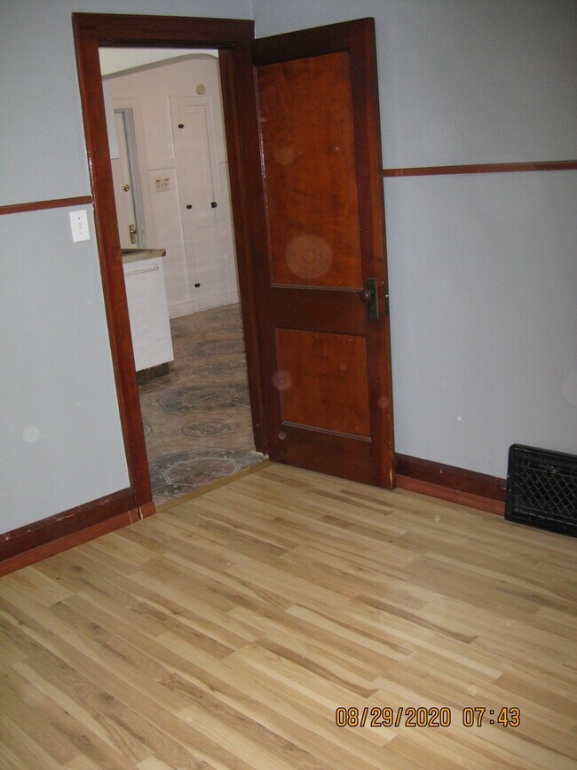 Building Photo - 1248 S 50th St