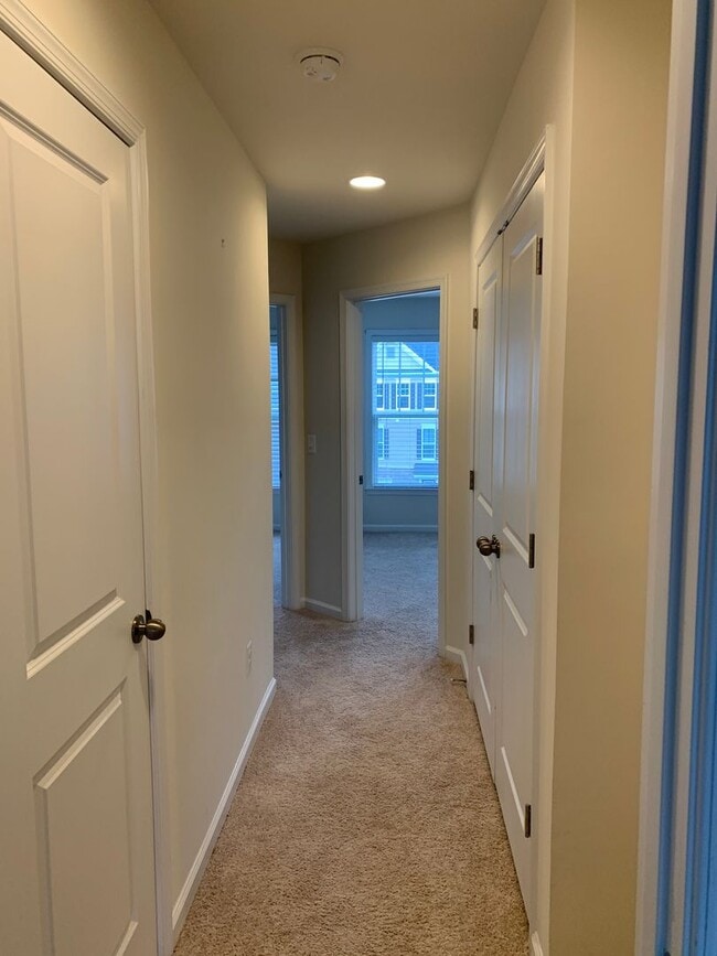 Building Photo - Coming Soon!