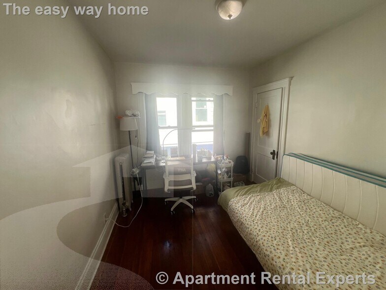 Building Photo - 73 Frederick Ave