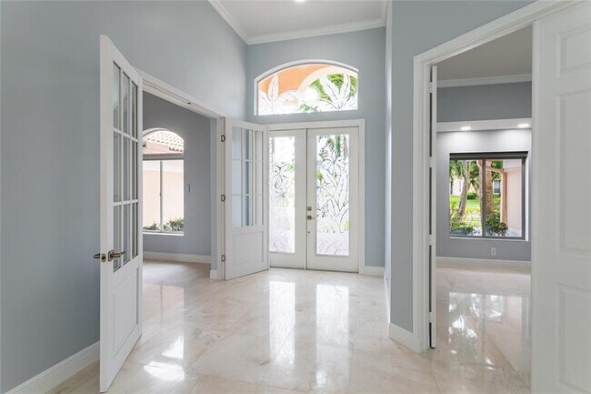 Building Photo - 15683 Cypress Park Dr