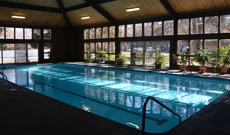 Building Photo - 3150 Iris Ave