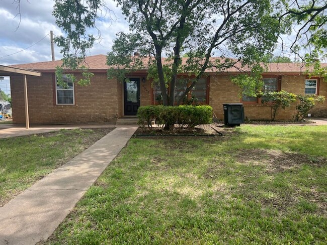 Building Photo - 7719 US-277