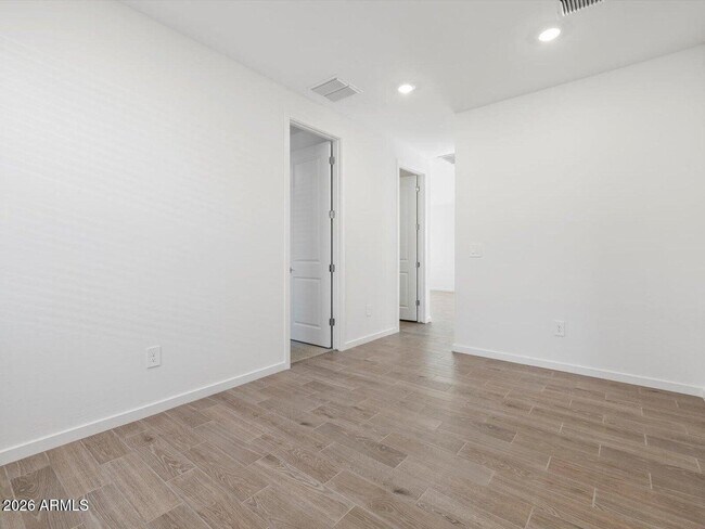 Building Photo - 2384 Enantio Rd