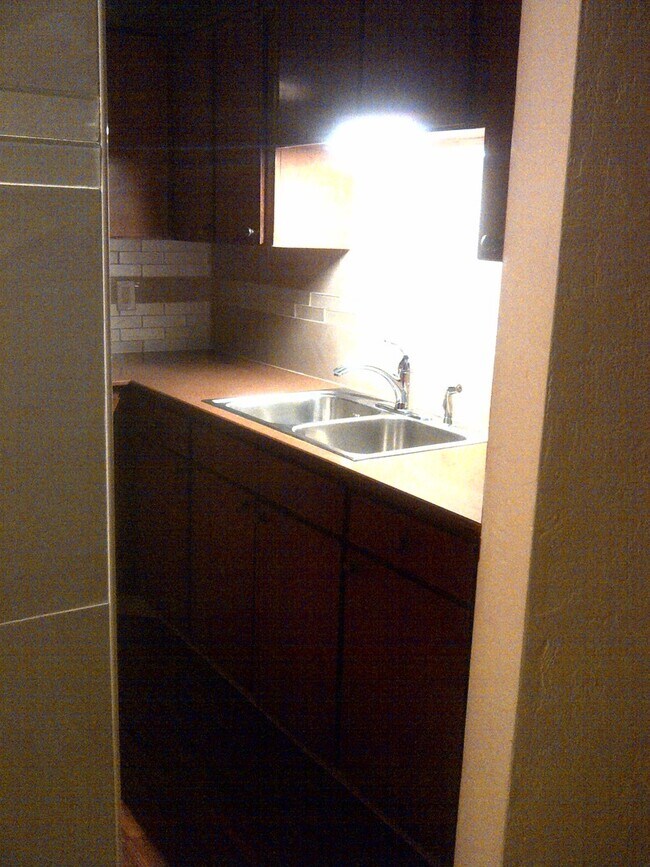 Building Photo - 4 Riverview Blvd