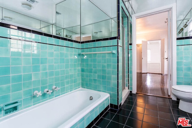 Building Photo - 146 N Citrus Ave