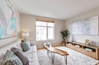 Building Photo - 451 Kansas St