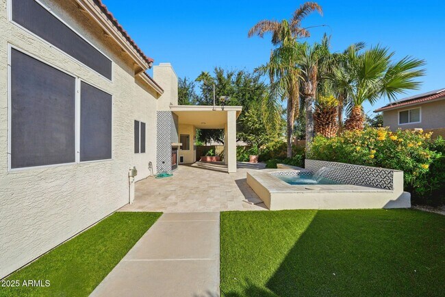 Building Photo - 11415 N 44th St