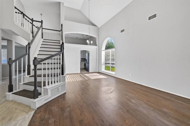 Building Photo - 17711 Shelby Oaks Cir