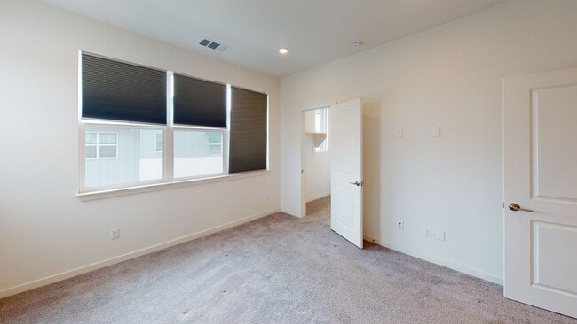 Building Photo - Delightful 3/2.5 condo in Rancho Cucamonga...