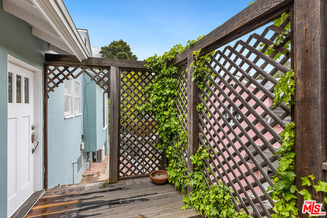 Building Photo - 2413 Argosy Way