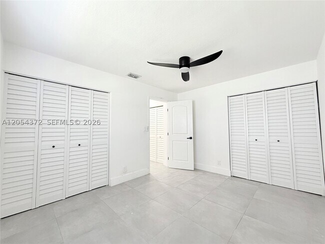 Building Photo - 1470 NW 22nd St
