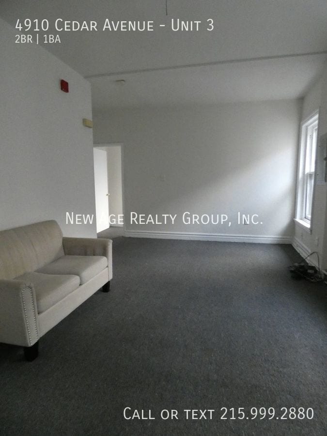 Building Photo - 4910 Cedar Ave