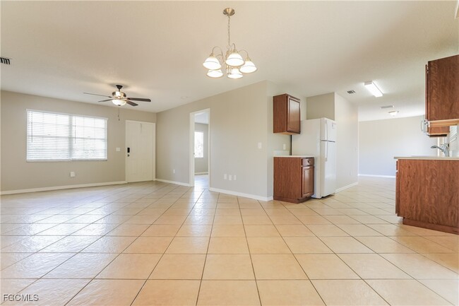 Building Photo - 22225 Seaton Ave