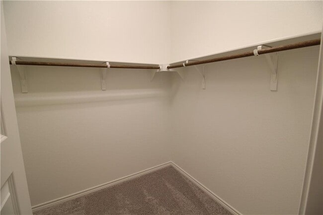 Building Photo - 1320 Ambler Dr