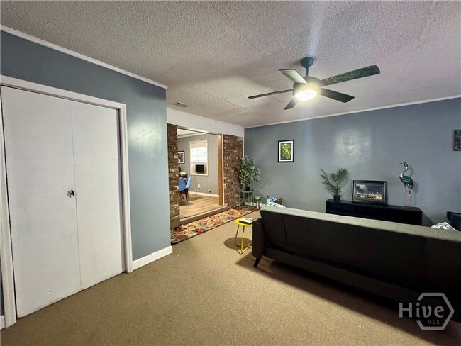 Building Photo - 12439 Largo Dr