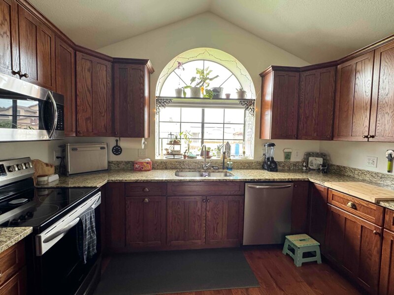Building Photo - 4859 E Dallas Cir