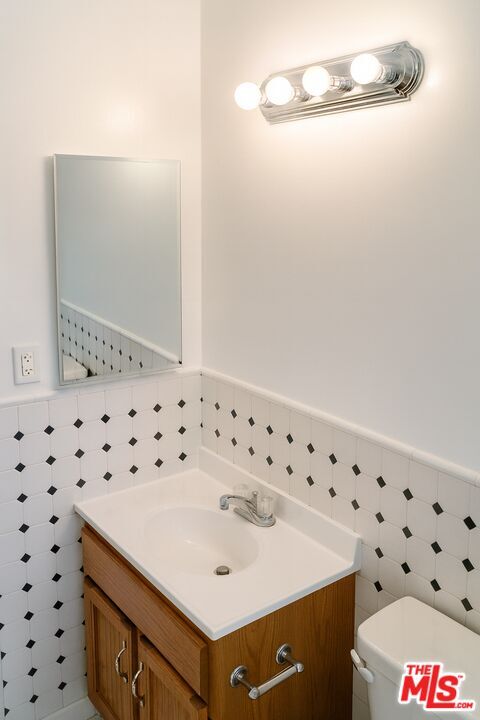 Building Photo - 15131 Polk St