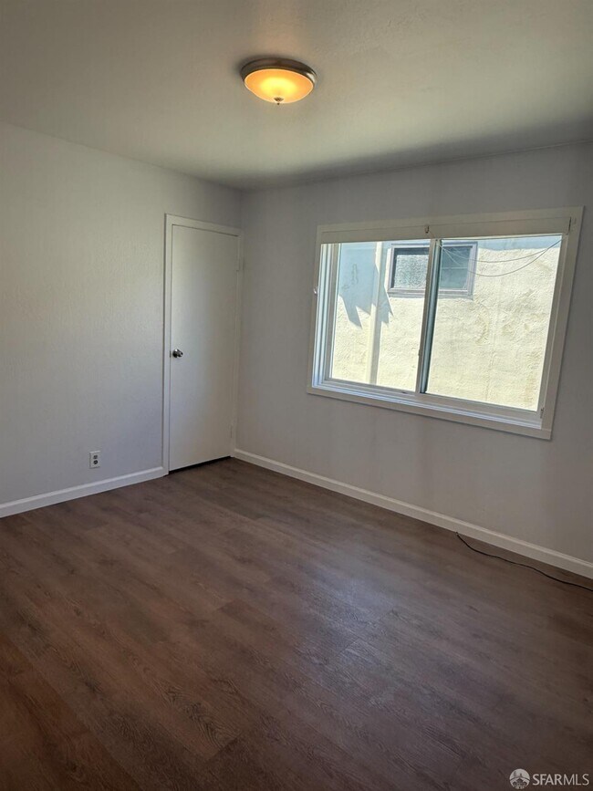 Building Photo - 441 St Francis Blvd