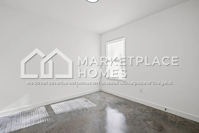 Building Photo - 1375 Cooper St