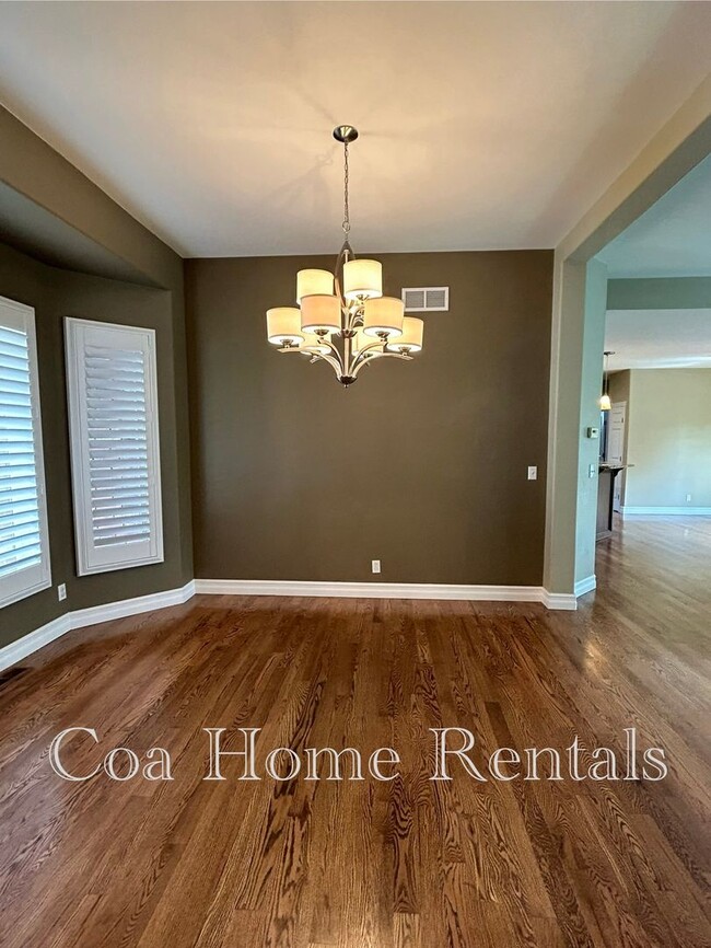 Building Photo - Beautiful Andover Property