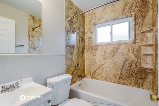 Building Photo - 9150 Harold Dr